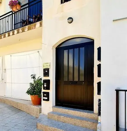 Apartment Sunny With Rooftop Terrace In Victoria Ghajn il-Kbira (Gozo)