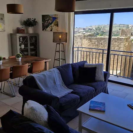 Sunny With Rooftop Terrace In Victoria Ghajn il-Kbira (Gozo)