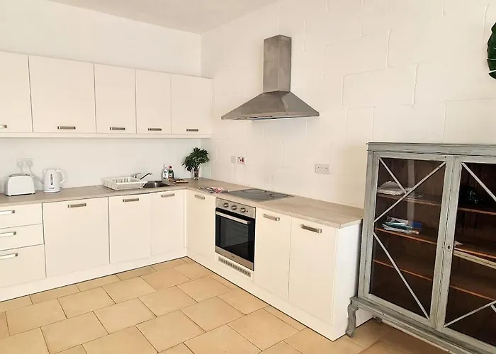 Sunny With Rooftop Terrace In Victoria Apartament Ghajn il-Kbira (Gozo)